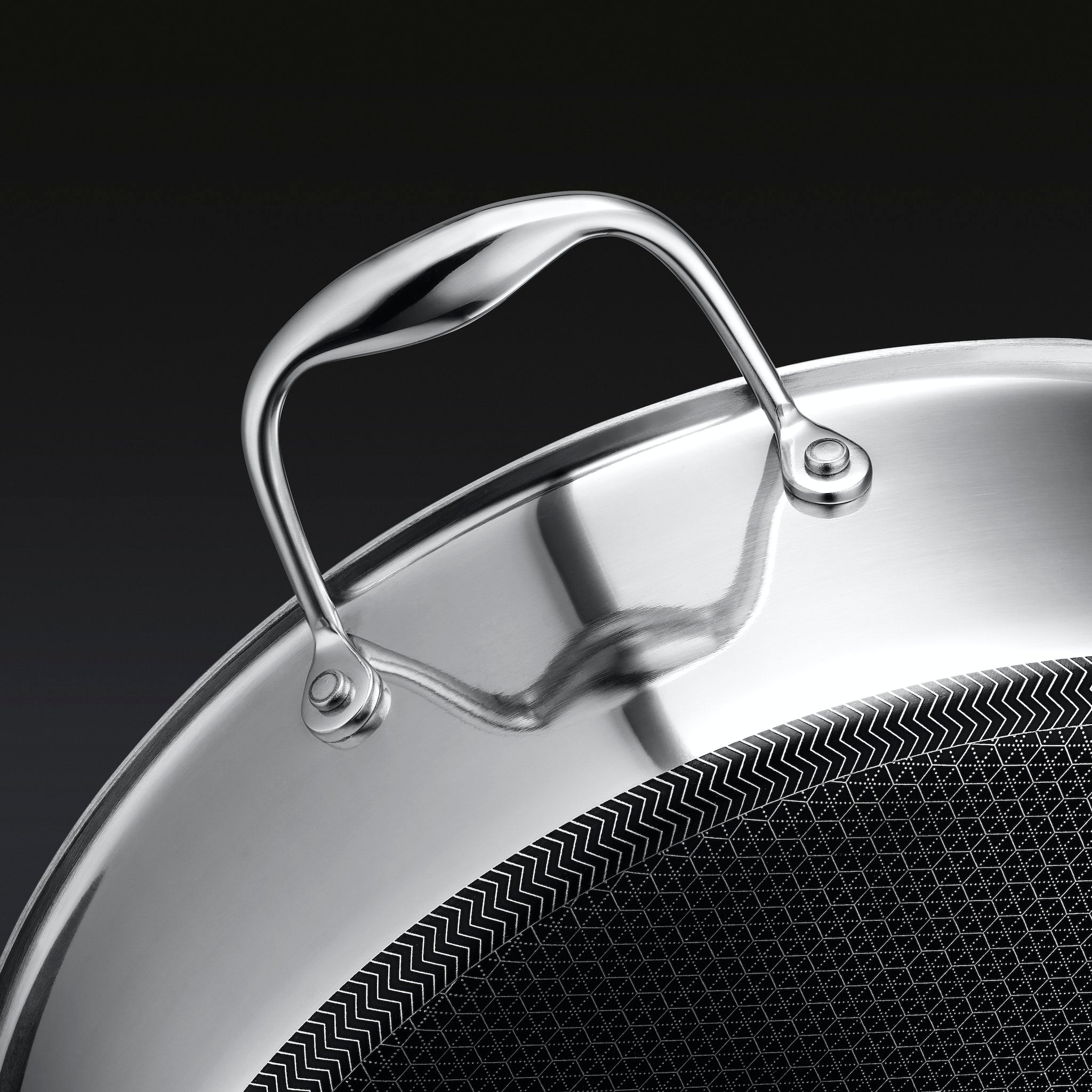 Hybrid Deep Sauté Pan/Chicken Fryer with Lid, 7-Qt